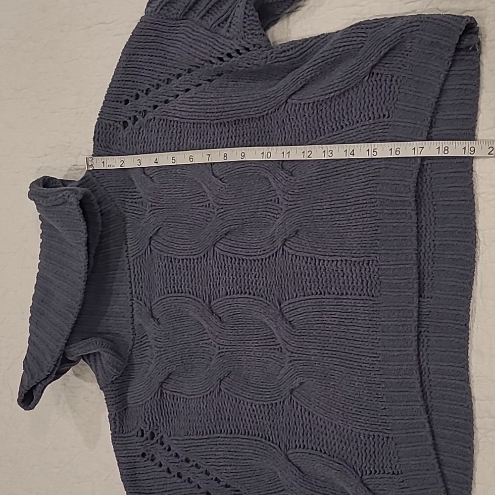 Chenille Y2k Soft Grey Cropped Baggy Enlarged Cable Sweater Sz XS Moon & Madison - Picture 7 of 10